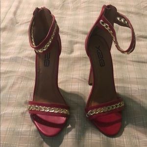 Never use! Red heels 💃🏻👠